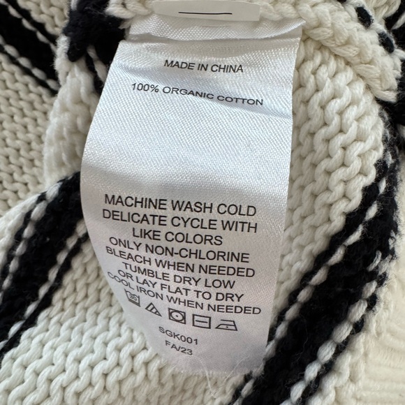 Quince Black and White Striped Crew Neck Sweater - Picture 4 of 4